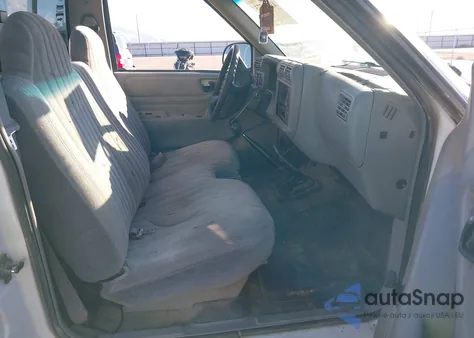 1995 Chevrolet S Truck S10 z USA, uszkodzony, nr VIN 1GCCS1440S8137728